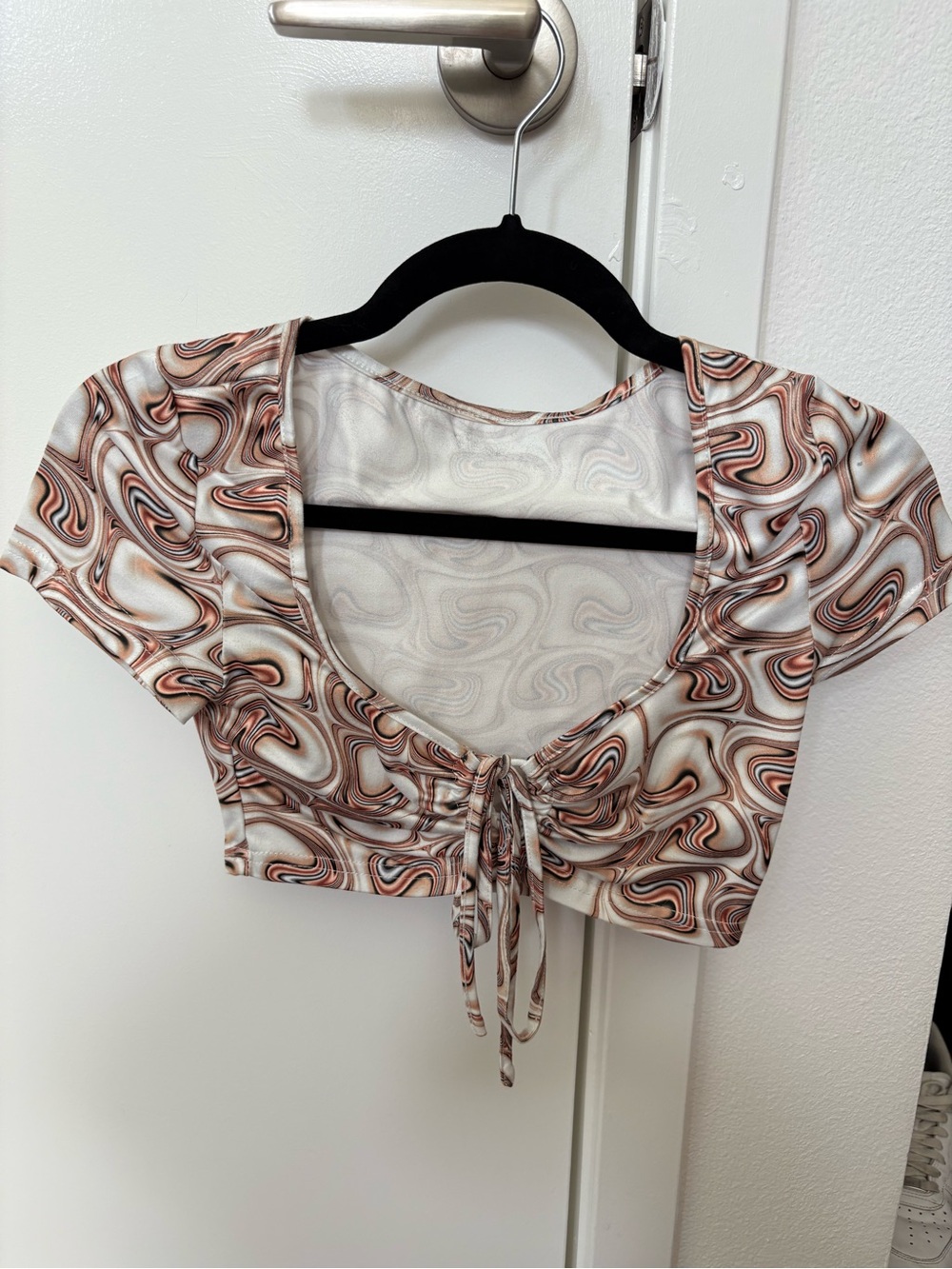 Swirl pattern crop top